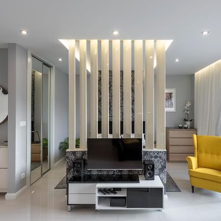 Black Pearl Apartment Krakau Buitenkant foto