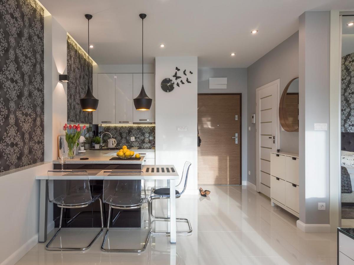 Black Pearl Apartment Krakau Buitenkant foto