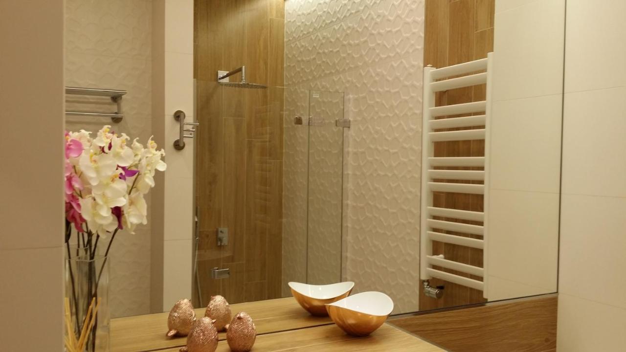 Black Pearl Apartment Krakau Buitenkant foto